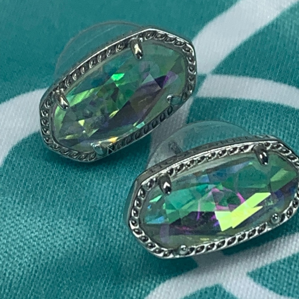 EUC Kendra Scott Ellie Dichroic Glass stud earrings  in Rhodium silver - Picture 5 of 7
